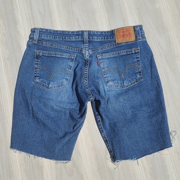 Levis 518 Superlow Stretch Shorts - Picture 9 of 16